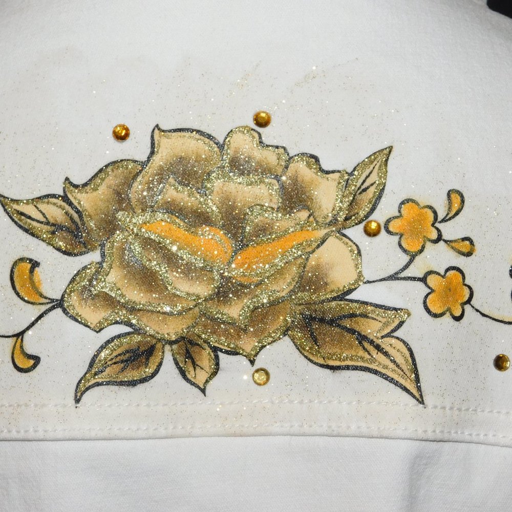 DG2 By Diane Gilman White Denim Jacket Painted Floral, Studs & Rhinestones - Picture 10 of 13